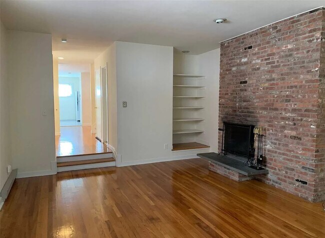 Building Photo - 41 Dunes Ln