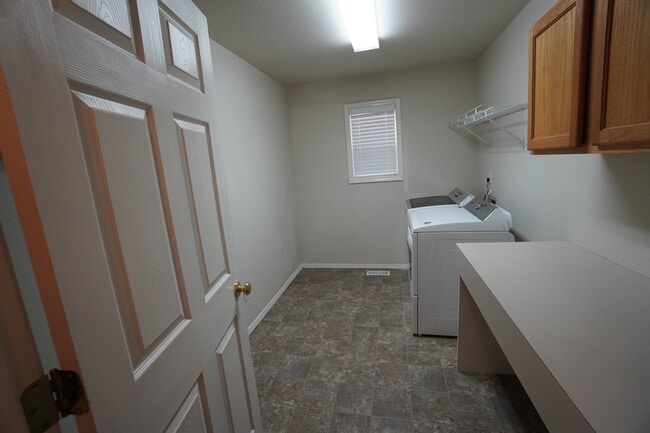 Building Photo - 4764 N Eugene St