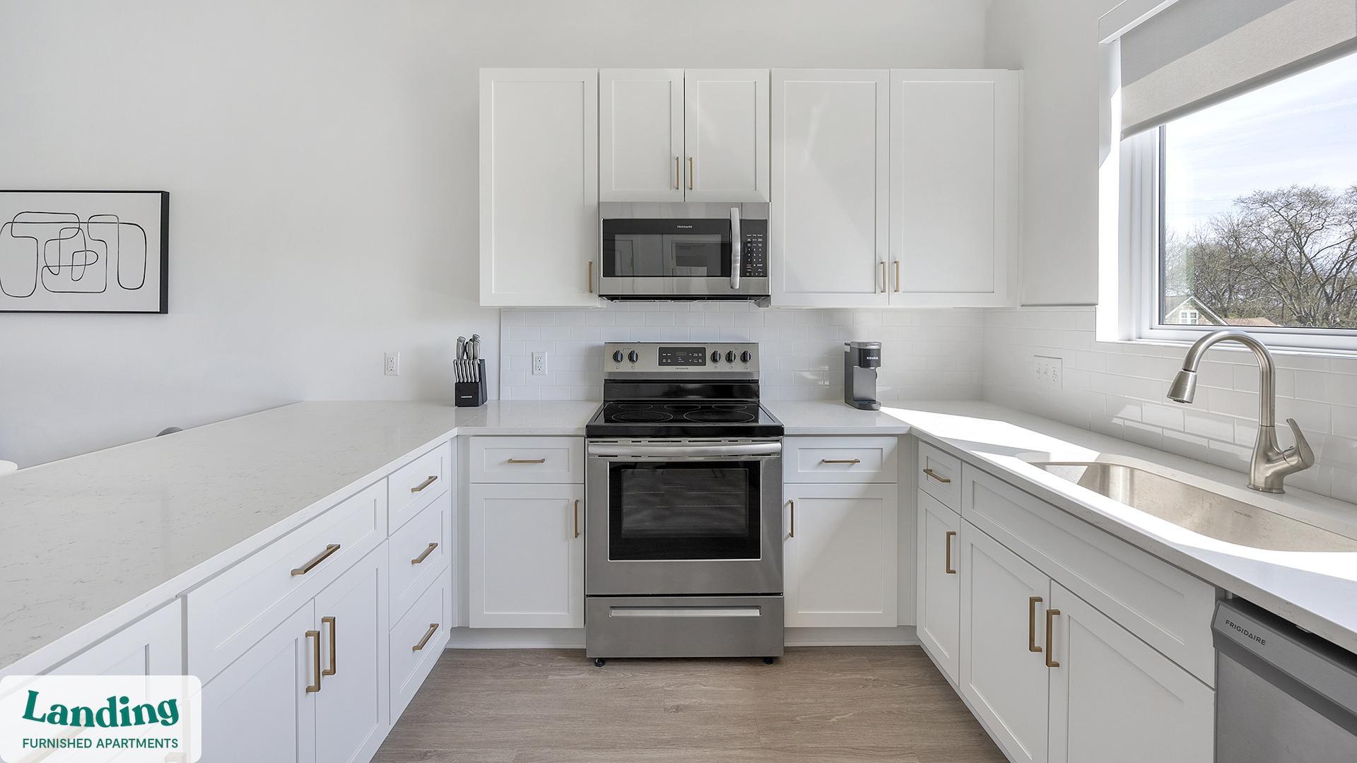 Building Photo - 2708 Old Lebanon Pike