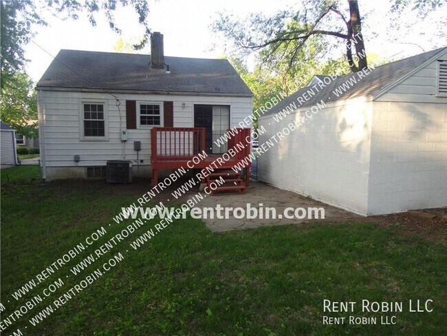 Building Photo - 606 W 86th Terrace