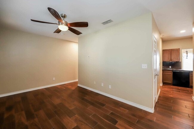 Building Photo - 2445 Monarch Dr