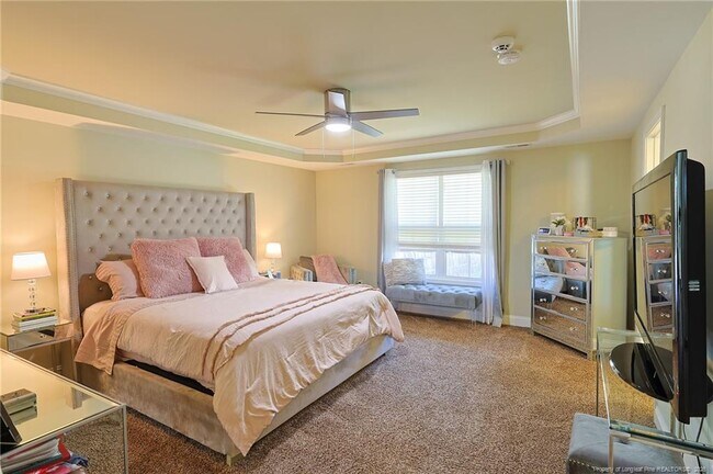 Building Photo - 1641 Mount Rainer Dr