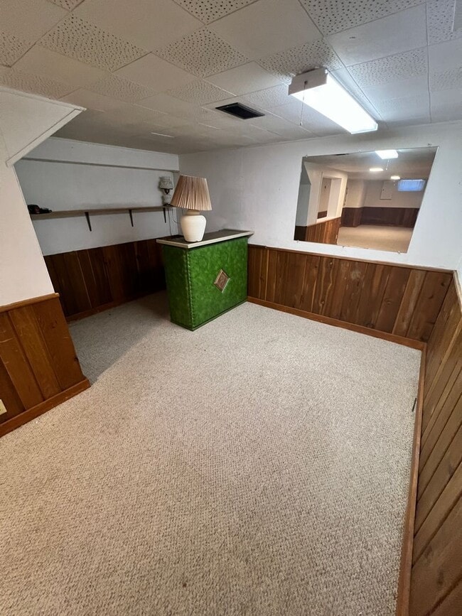 Building Photo - 140 E Niagara St