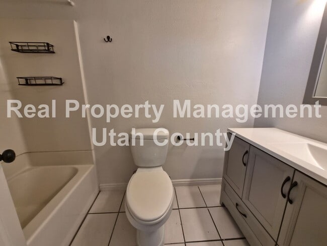 Building Photo - Qualify With 2.5x Rent in Income. Plus Hal...