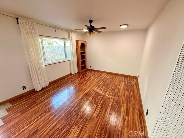 Building Photo - 156 W Escalones