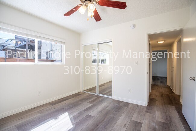 Building Photo - 24 27th Pl