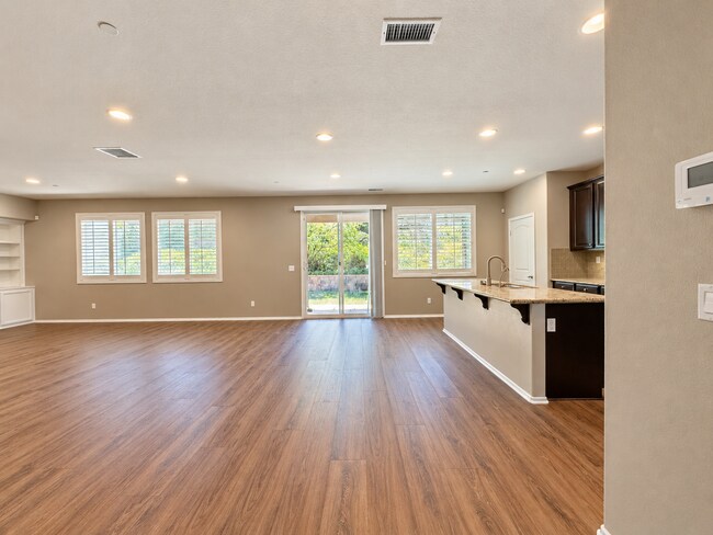 Building Photo - 31029 Branding Iron Ct