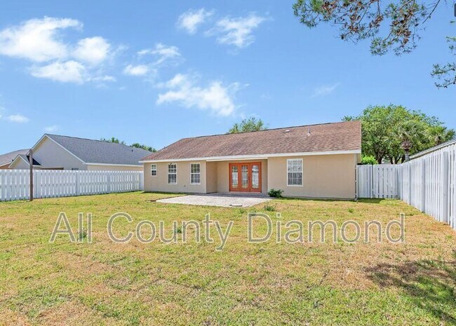 Building Photo - 126 Covington St