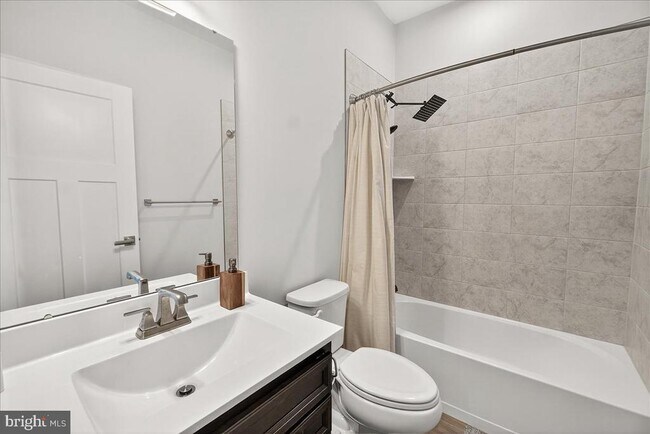 Building Photo - 16224 Bright Star Wy
