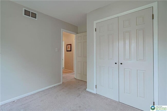 Building Photo - 4531 N Hedgerow Dr