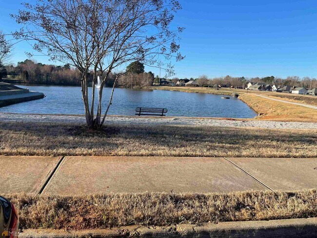 Building Photo - 1757 Bennett Dr