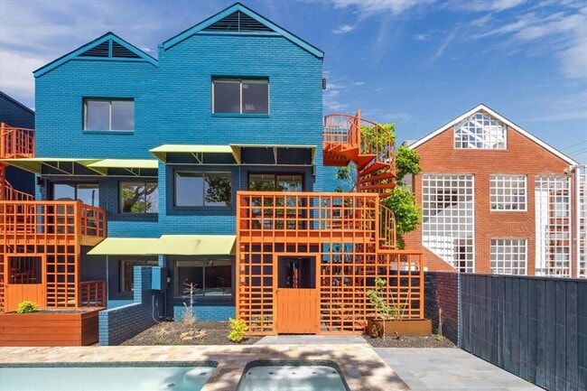 Building Photo - 1503 Fairview St