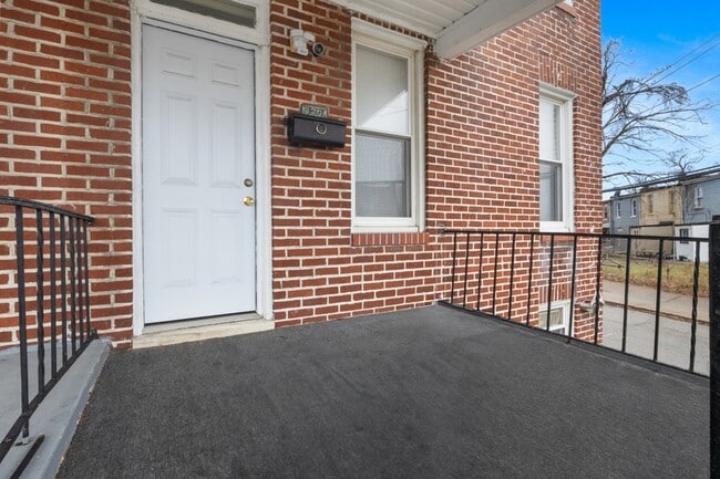 Building Photo - 3201 Elmley Ave