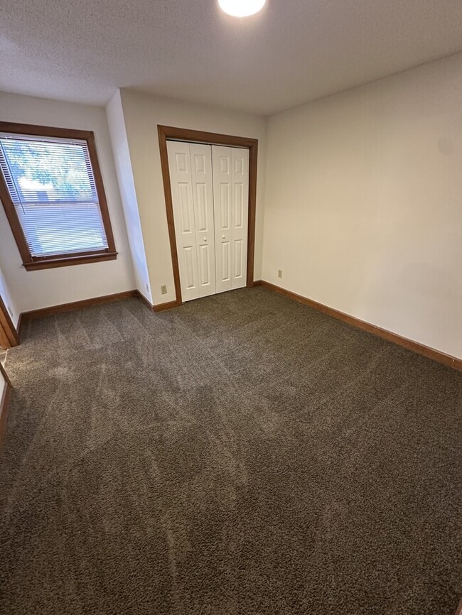 Building Photo - 3517 Ivy Commons Dr