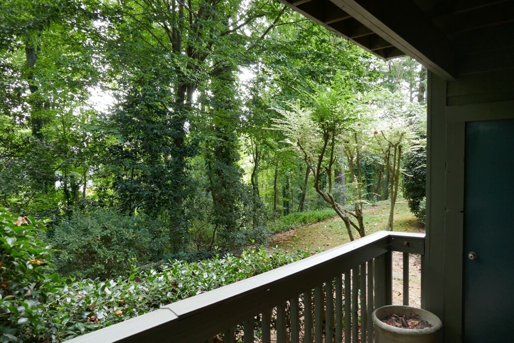 Building Photo - 402 Tuxworth Cir