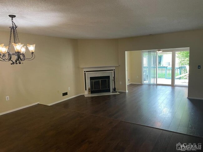 Primary Photo - 4 Folkstone Ct