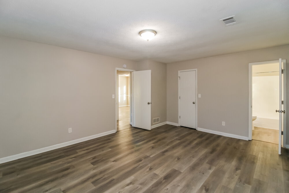 Building Photo - 796 Greenwood Trail SE