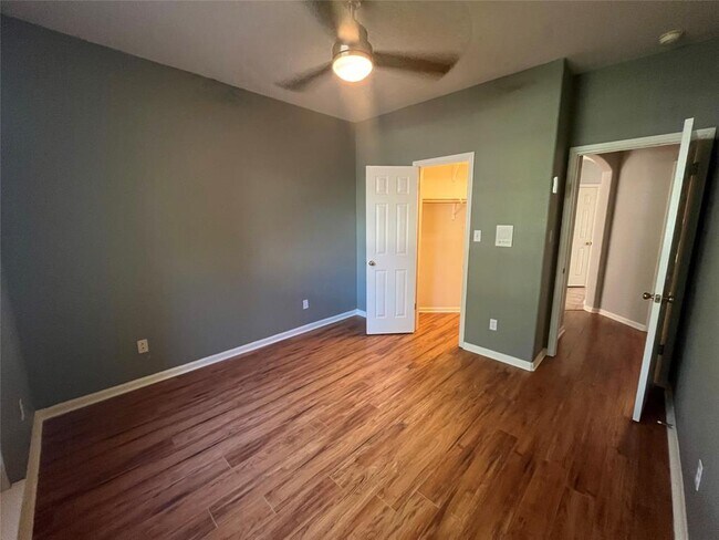 Building Photo - 8419 Sea Ash Cir