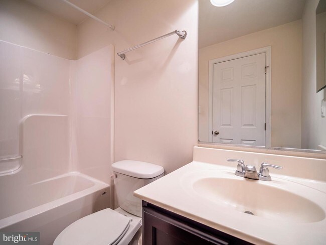 Building Photo - 22437 Dark Star Way