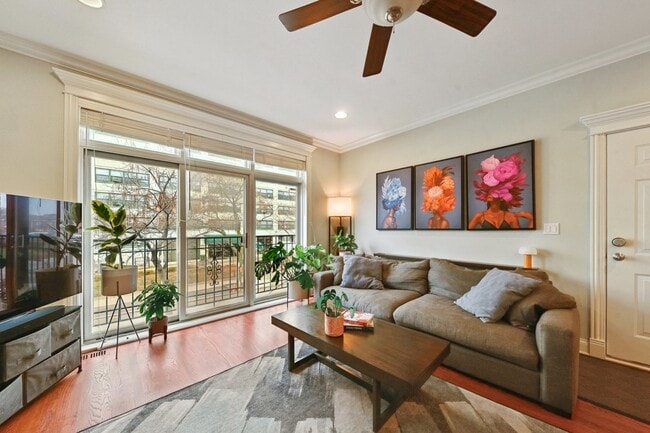 Building Photo - 4853 N Winthrop Ave