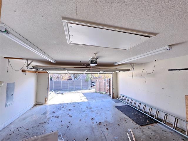 Building Photo - 3306 Parkhurst Ln