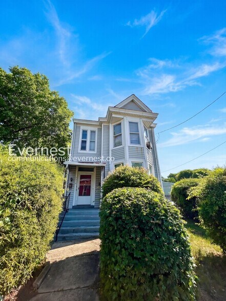 Building Photo - 2016 Fairmount Ave