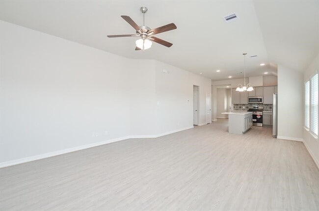 Building Photo - 7402 Sunlit Hbr Dr