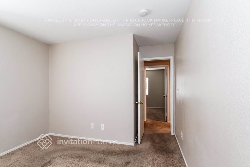 Building Photo - 3118 Fern Crest Ave
