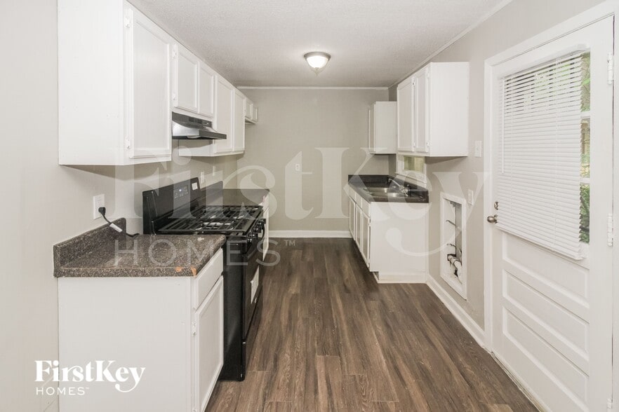 Building Photo - 4307 Kimball Ave