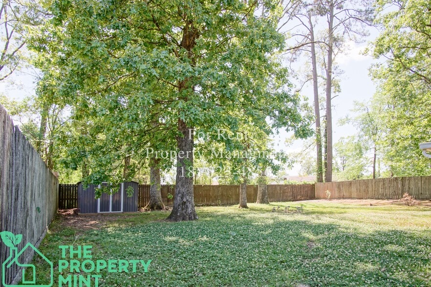Building Photo - 109 Stephanie Dr