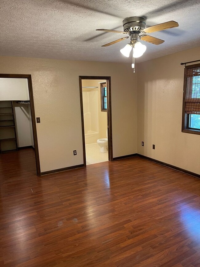 Building Photo - Available July 25th!!! No showings until June 1st