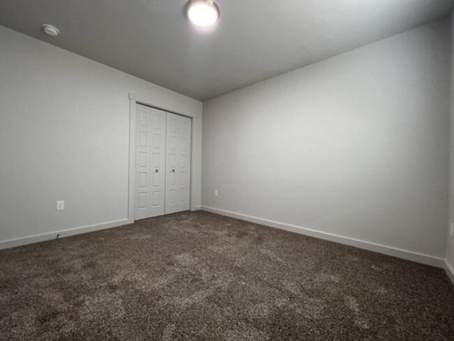 Building Photo - Comfort and Luxury Single Family Home