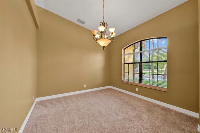Building Photo - 8766 Tropical Ct