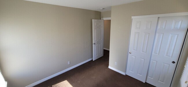 Building Photo - Beautiful Home in Summerlin