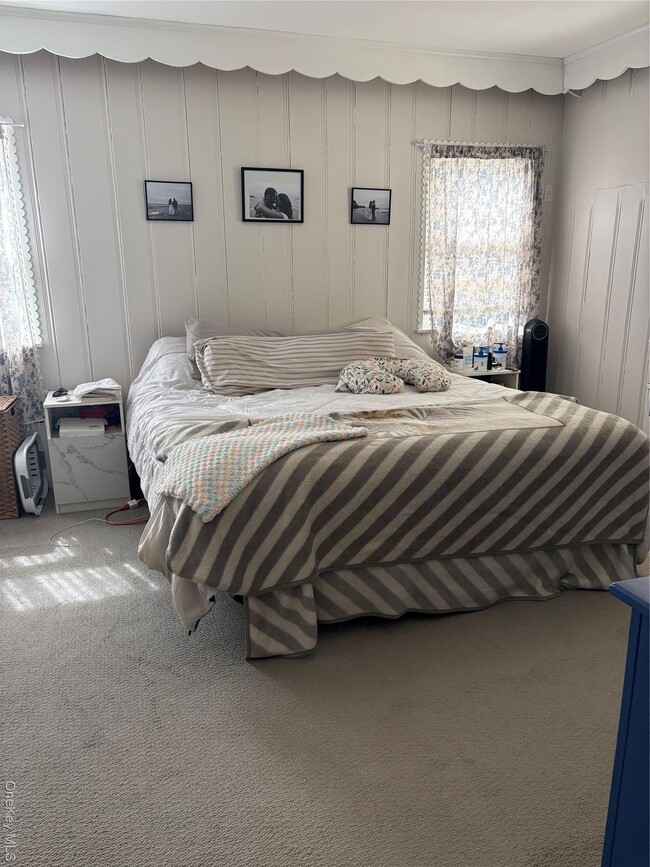 Building Photo - 344 E Penn St