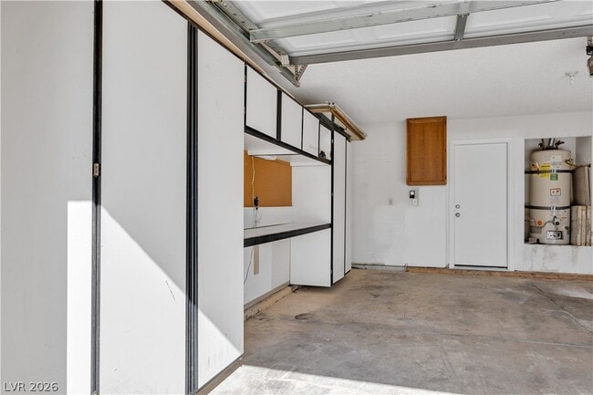 Building Photo - 2710 Strathmoor Dr