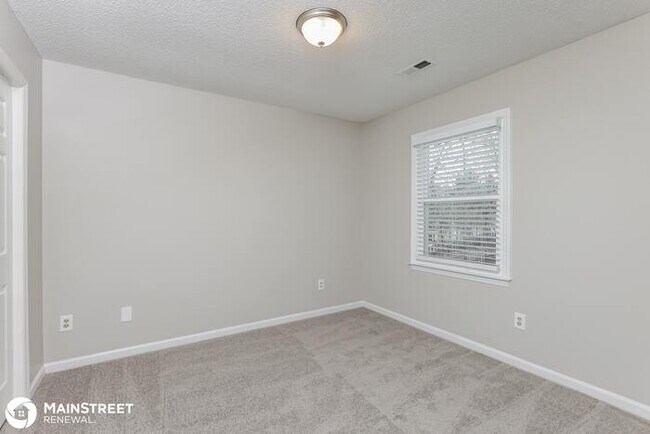 Building Photo - 4712 Bivens Dr