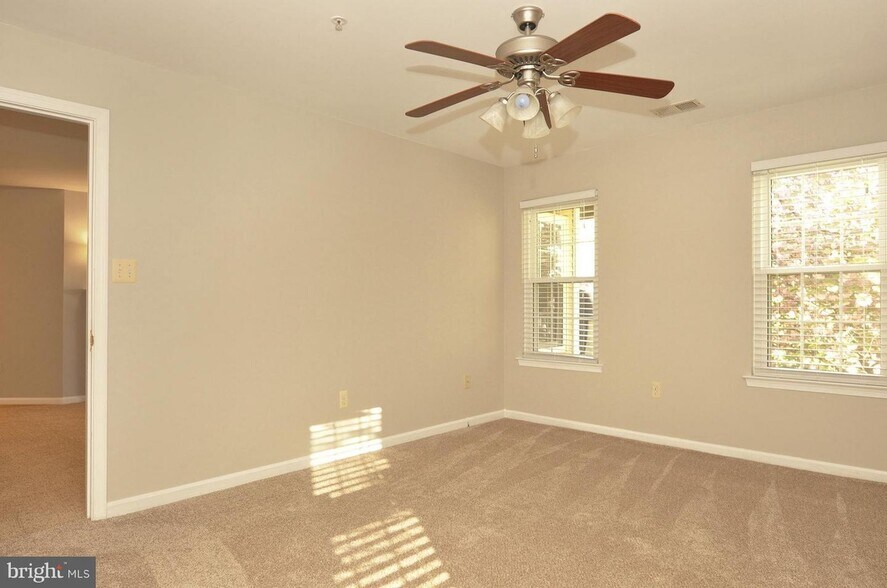 Building Photo - 13103 Millhaven Pl