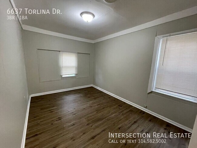 Building Photo - 6637 Torlina Dr