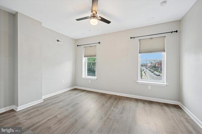 Building Photo - 717 N 38th St