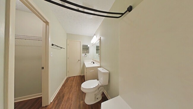 Building Photo - 3355 Galleria Dr