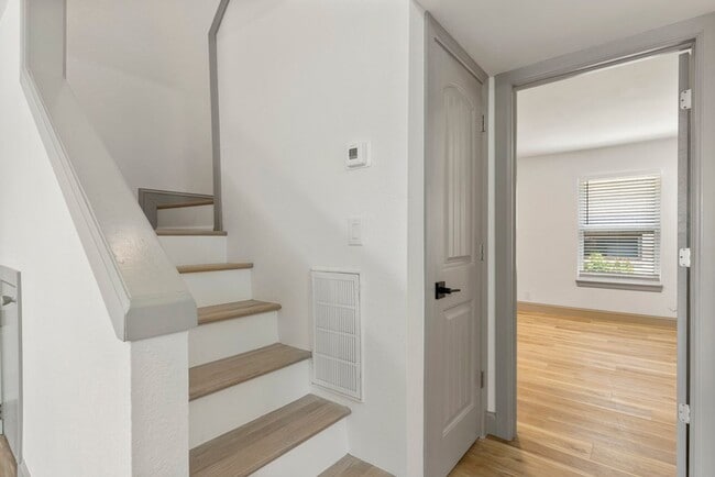 Building Photo - ONYX at 37th
