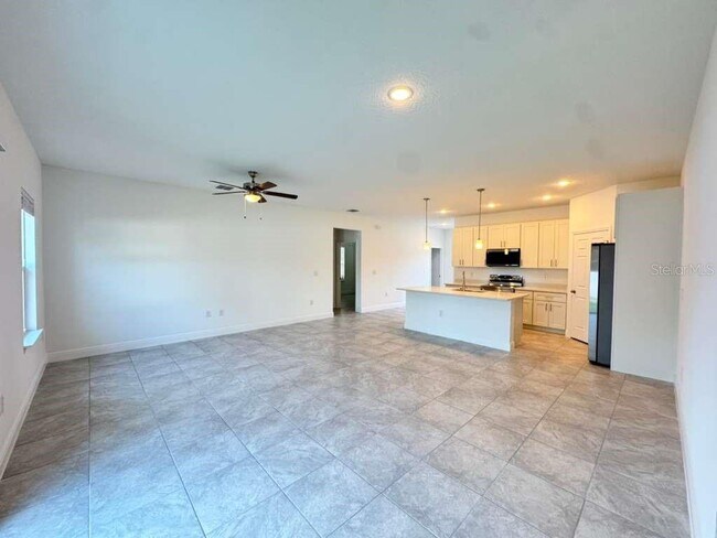 Building Photo - 4967 SW 150th Lane Rd