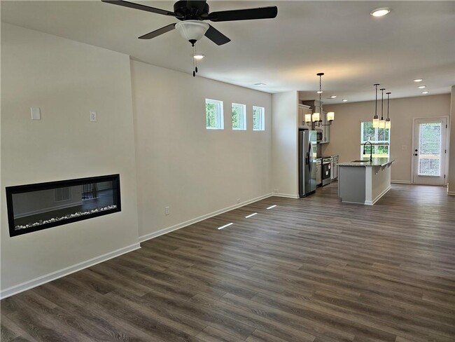 Building Photo - 1666 Eagle Dr