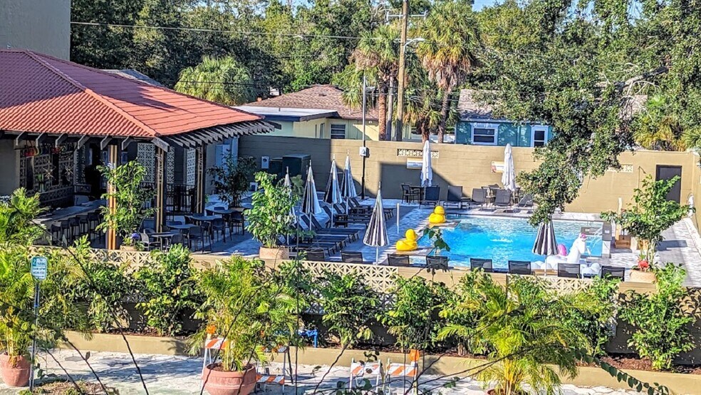 the apartment is the yellow building in the pool picture - 2350 1st Ave N