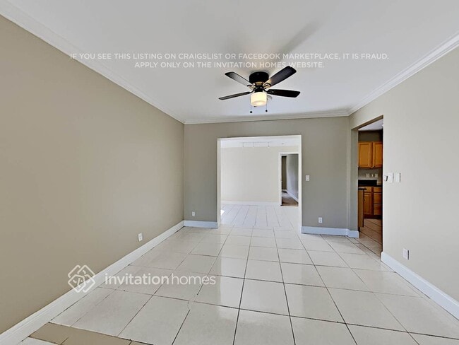 Building Photo - 1906 N 37th Ave