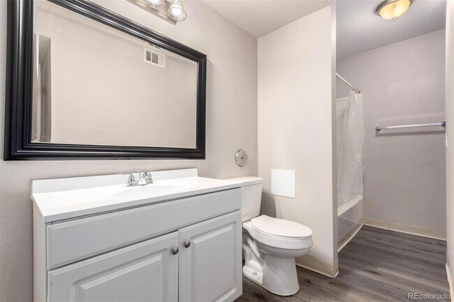 Building Photo - 16359 W 10th Ave