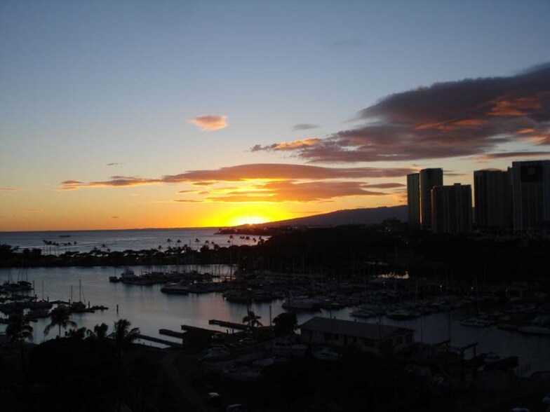 Building Photo - 1684 Ala Moana Blvd