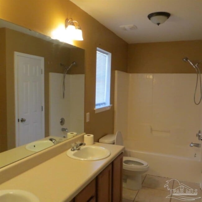 Building Photo - 5927 Bilek Dr