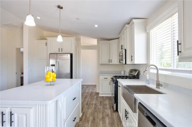 Building Photo - 35892 Meadow Ridge Rd